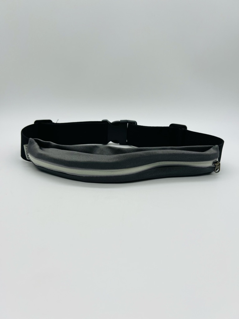 Fitkicks Reflective Zipper Running Belt - Gray and Black